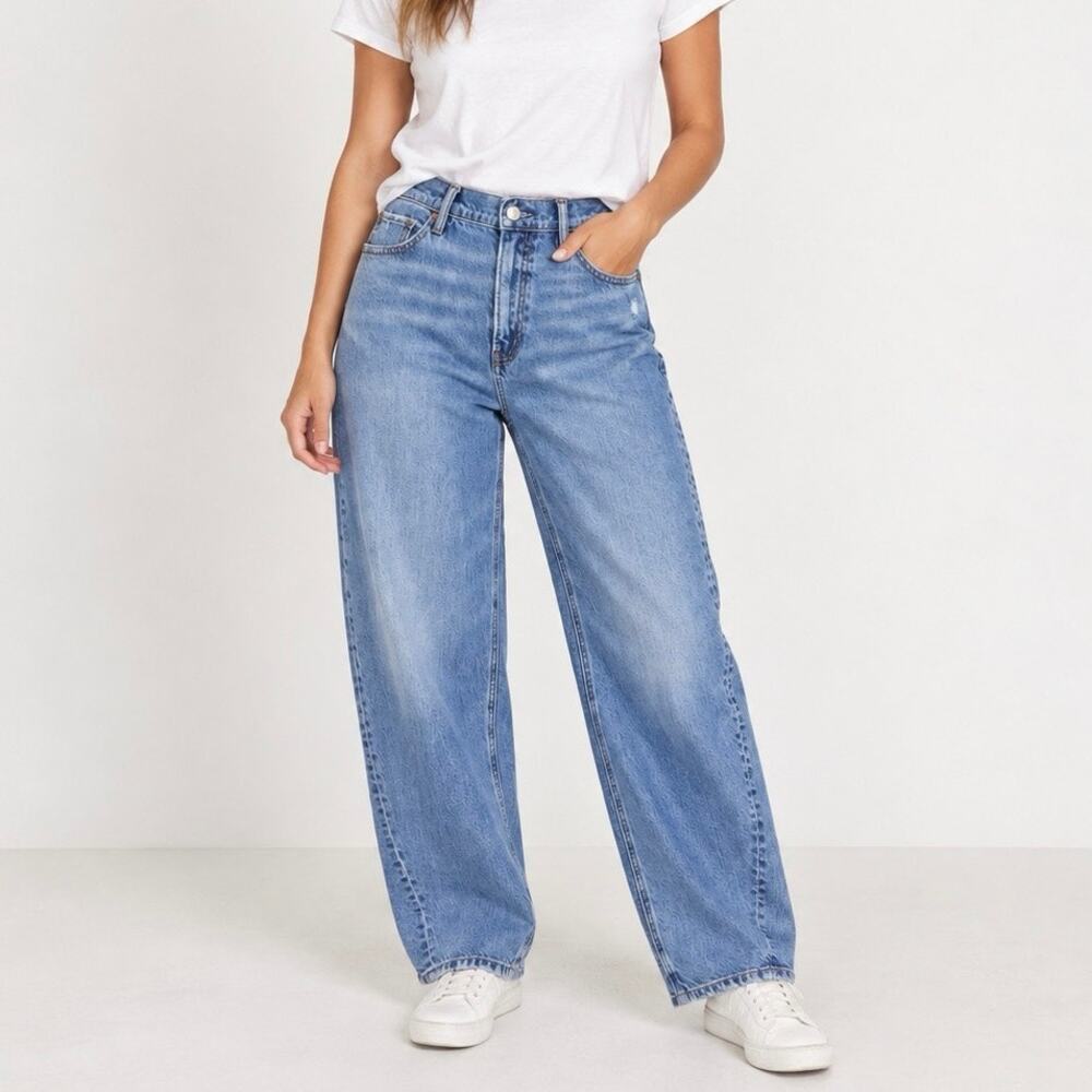 American Eagle Low-Rise Baggy Slouchy Denim Barrel Jean Medium Wash Size 6